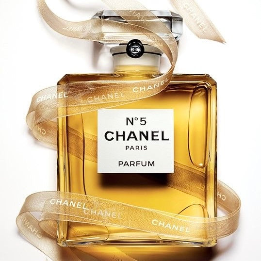 Chanel N°5 Eau De Parfum
(100ml)